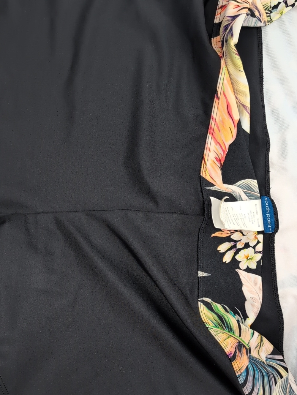 Black Floral-Trim Women’s Shorts 22w